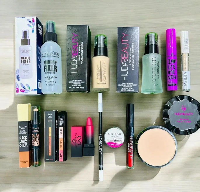 12 IN ONE - Makeup Deal